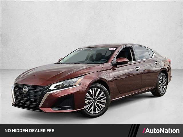 Used 2023 Nissan Altima 2.5 SV AWD/4WD image 1