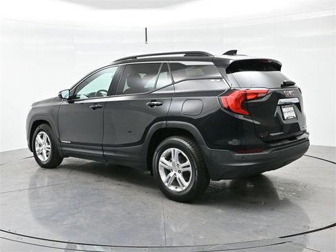 Used 2020 GMC Terrain SLE w/ Driver Convenience Package image 5