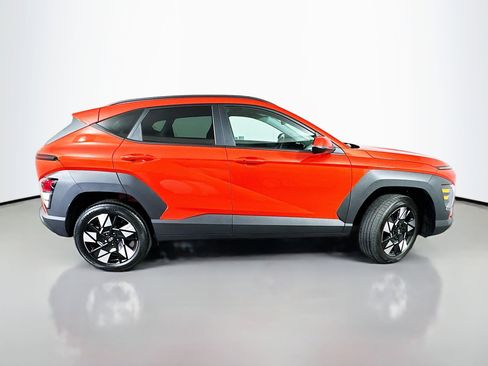 Used 2025 Hyundai Kona SEL image 8