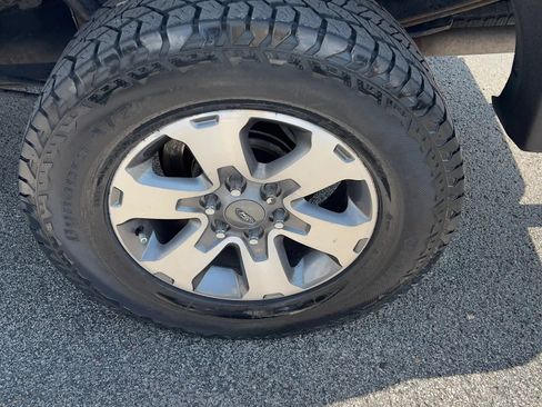 Used 2013 Ford F150 STX w/ Mid Equipment Group AWD/4WD image 11