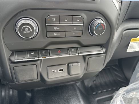 New 2026 Chevrolet Silverado 1500 W/T AWD/4WD image 13