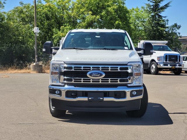 New 2026 Ford F350 XL w/ XL Chrome Package AWD/4WD image 3