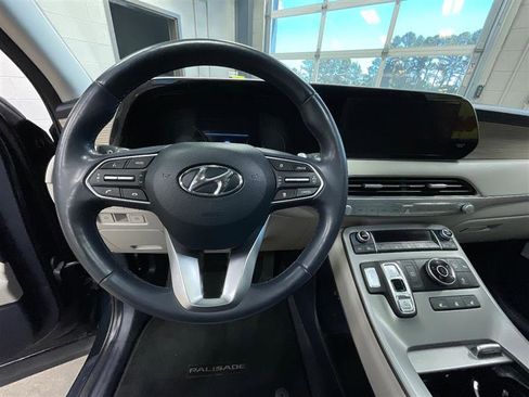 Used 2022 Hyundai Palisade SEL w/ Premium Package AWD/4WD image 16