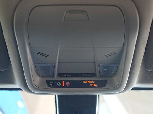 Used 2024 Chevrolet Equinox LT image 24