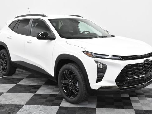 New 2025 Chevrolet Trax ACTIV w/ Driver Confidence Package image 1