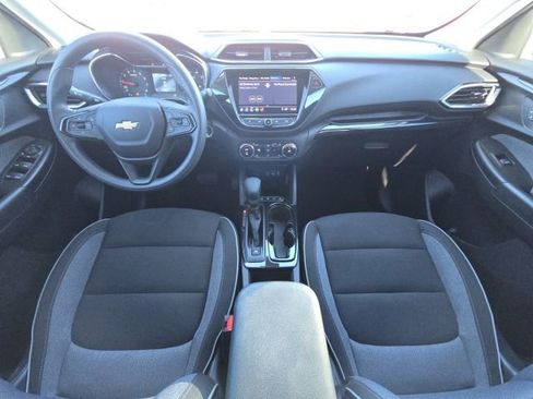 Used 2023 Chevrolet TrailBlazer LT w/ Convenience Package image 22