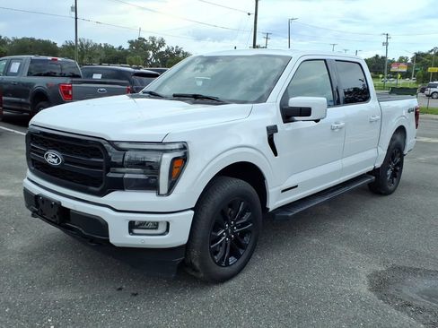 Used 2024 Ford F150 Lariat AWD/4WD image 3