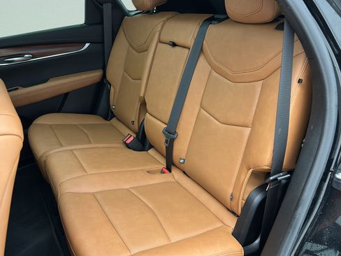 Used 2022 Cadillac XT5 Premium Luxury AWD/4WD image 10