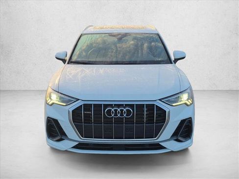 Certified 2024 Audi Q3 2.0T Premium Plus w/ Premium Plus Package AWD/4WD image 2