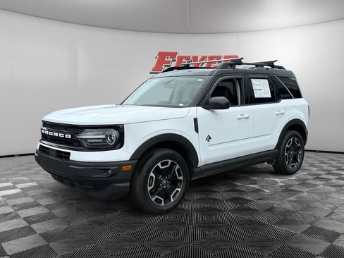 Certified 2024 Ford Bronco Sport Outer Banks w/ Tech Package AWD/4WD image 1