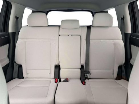 New 2026 Hyundai Santa Fe SE FWD image 16