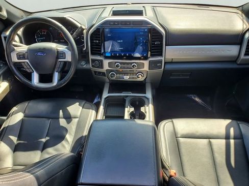 Used 2022 Ford F250 Lariat w/ Lariat Ultimate Package AWD/4WD image 16