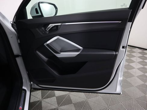 Certified 2023 Audi Q3 2.0T Premium Plus image 25