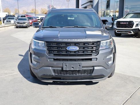 Used 2017 Ford Explorer Sport image 9