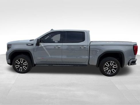 Used 2025 GMC Sierra 1500 AT4 w/ AT4 Premium Package AWD/4WD image 4