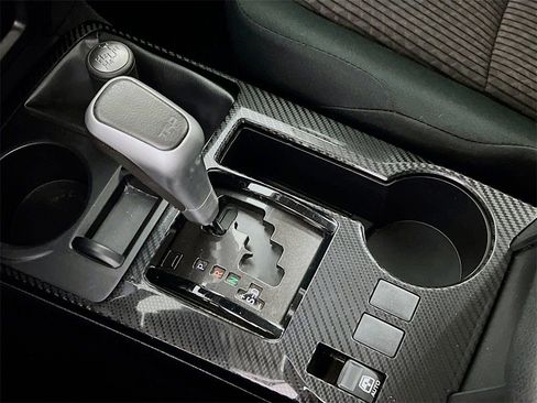 Used 2020 Toyota 4Runner TRD Off-Road image 18