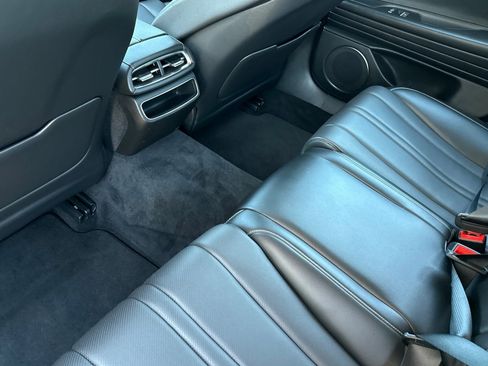 Used 2024 Genesis G80 2.5T image 23