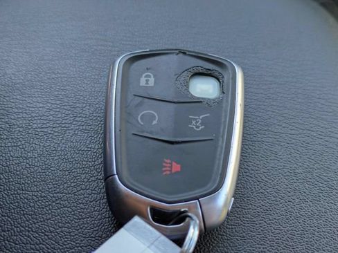 Used 2024 Cadillac XT6 Premium Luxury AWD/4WD image 34