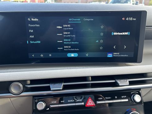 New 2025 Hyundai Tucson Limited image 23