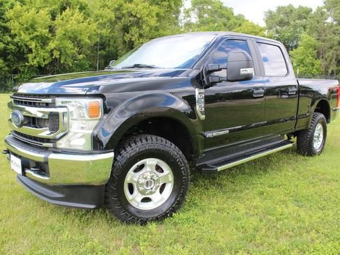 Used 2022 Ford F250 XL w/ STX Appearance Package AWD/4WD image 2