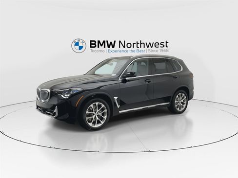 New 2026 BMW X5 xDrive40i w/ Climate Comfort Package image 9