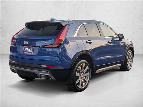 Used 2023 Cadillac XT4 Premium Luxury image 5