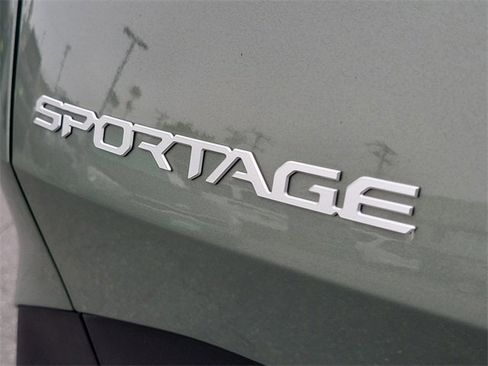 Used 2023 Kia Sportage X-Line w/ X-Line Premium Package image 7