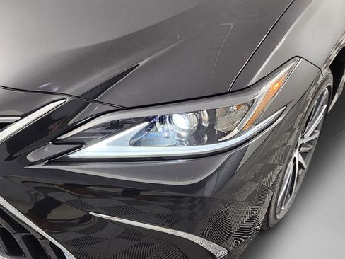 New 2025 Lexus ES 350 w/ Premium Package image 31