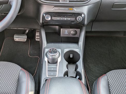 Certified 2023 Ford Escape ST-Line Select w/ Tech Pack #1 image 22