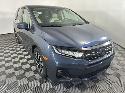 Used 2025 Honda Odyssey EX-L image 2
