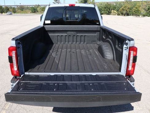 New 2026 Ford F250 Lariat w/ Black Appearance Package image 24