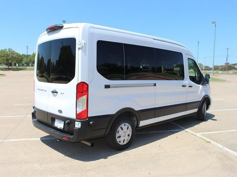 Used 2024 Ford Transit 350 XLT RWD image 4
