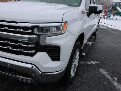 Used 2022 Chevrolet Silverado 1500 LTZ image 41