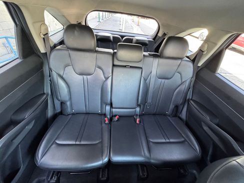 Used 2024 Kia Sorento S FWD image 41