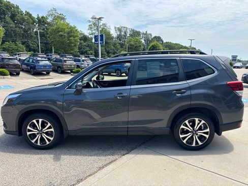 Used 2023 Subaru Forester Limited AWD/4WD image 8