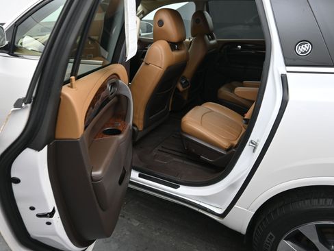 Used 2017 Buick Enclave Leather w/ Enclave Sport Touring Edition image 11