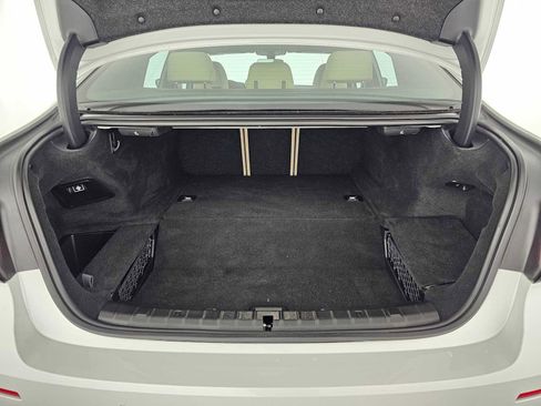 Used 2023 BMW 530e w/ Executive Package image 14