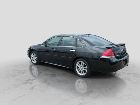 Used 2012 Chevrolet Impala LTZ FWD image 6