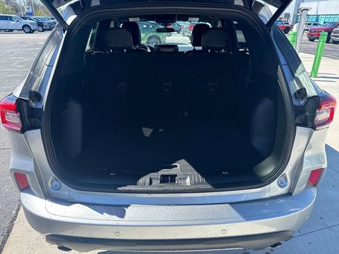 Used 2023 Ford Escape ST-Line w/ Tech Pack #1 AWD/4WD image 12