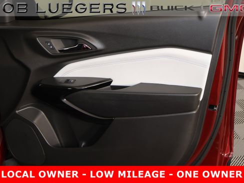 Certified 2024 Chevrolet Trax LT w/ LT Convenience Package image 15