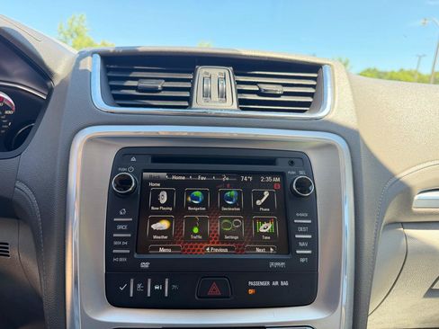 Used 2015 GMC Acadia SLT AWD/4WD image 14
