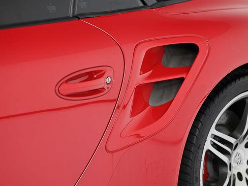 Used 2009 Porsche 911 Turbo AWD/4WD image 14