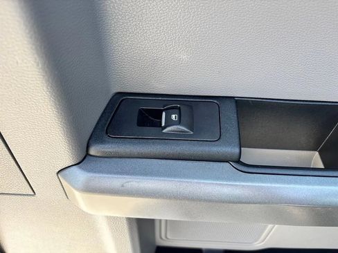 Used 2018 Ford F150 XLT AWD/4WD image 28
