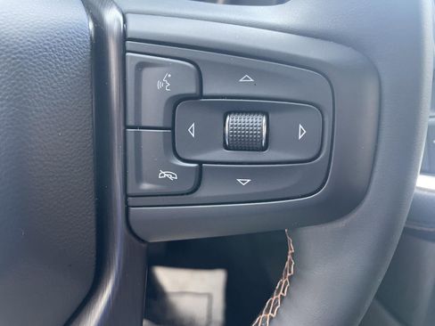 Used 2024 GMC Yukon AT4 w/ Technology Package image 15