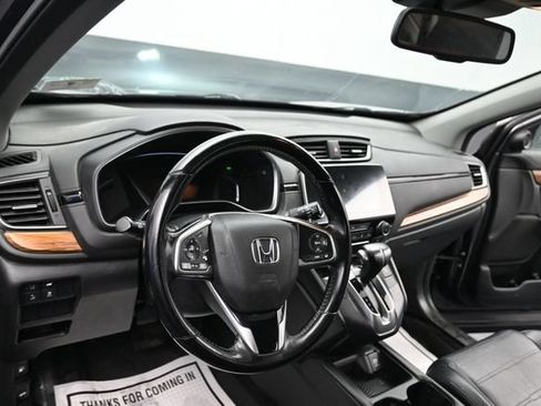 Used 2018 Honda CR-V Touring image 14