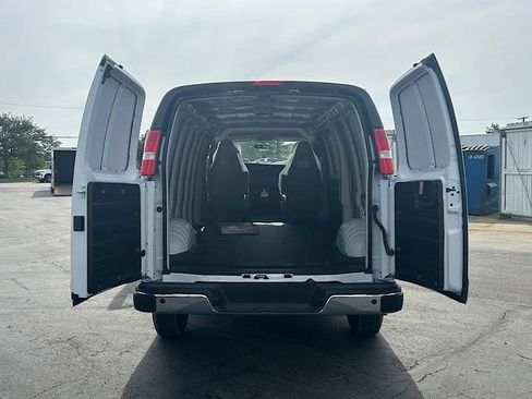 New 2025 Chevrolet Express 3500 Extended w/ Driver Convenience Package RWD image 21