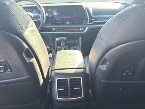 Used 2024 Kia Sportage EX FWD image 26