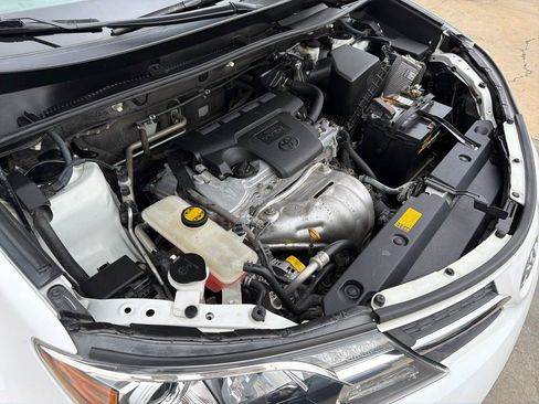 Used 2013 Toyota RAV4 XLE FWD image 35