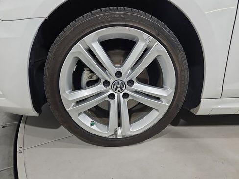 Used 2016 Volkswagen CC R-Line image 27