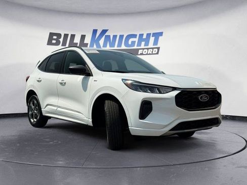 Certified 2023 Ford Escape ST-Line w/ Tech Pack #1 AWD/4WD image 7